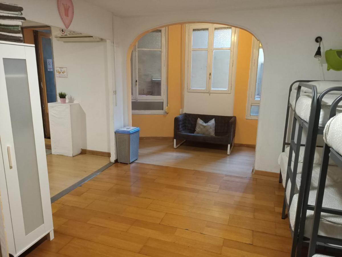 Diagonal House Hostel Barcelona